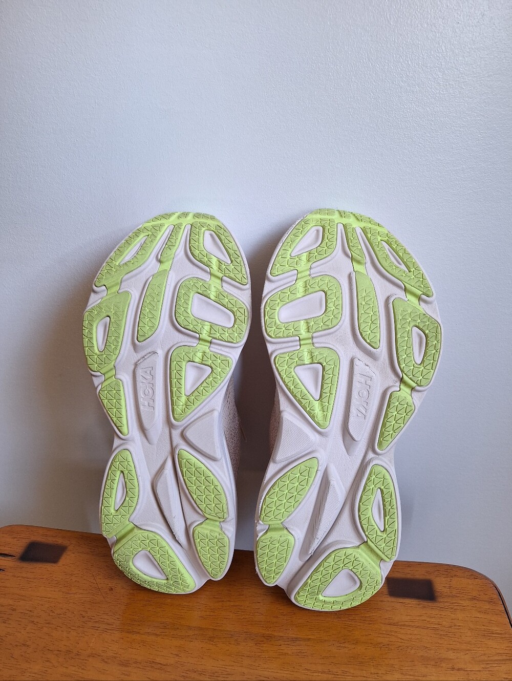 Hoka Bondi 8 'Cream Vanilla' Women's Size 10.5B - Picture 8 of 16